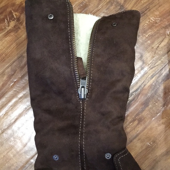 Mossimo boots - Picture 7 of 8